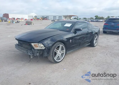 2010 Ford Mustang V6 Premium from USA, damaged, VIN 1ZVBP8AN8A5146791